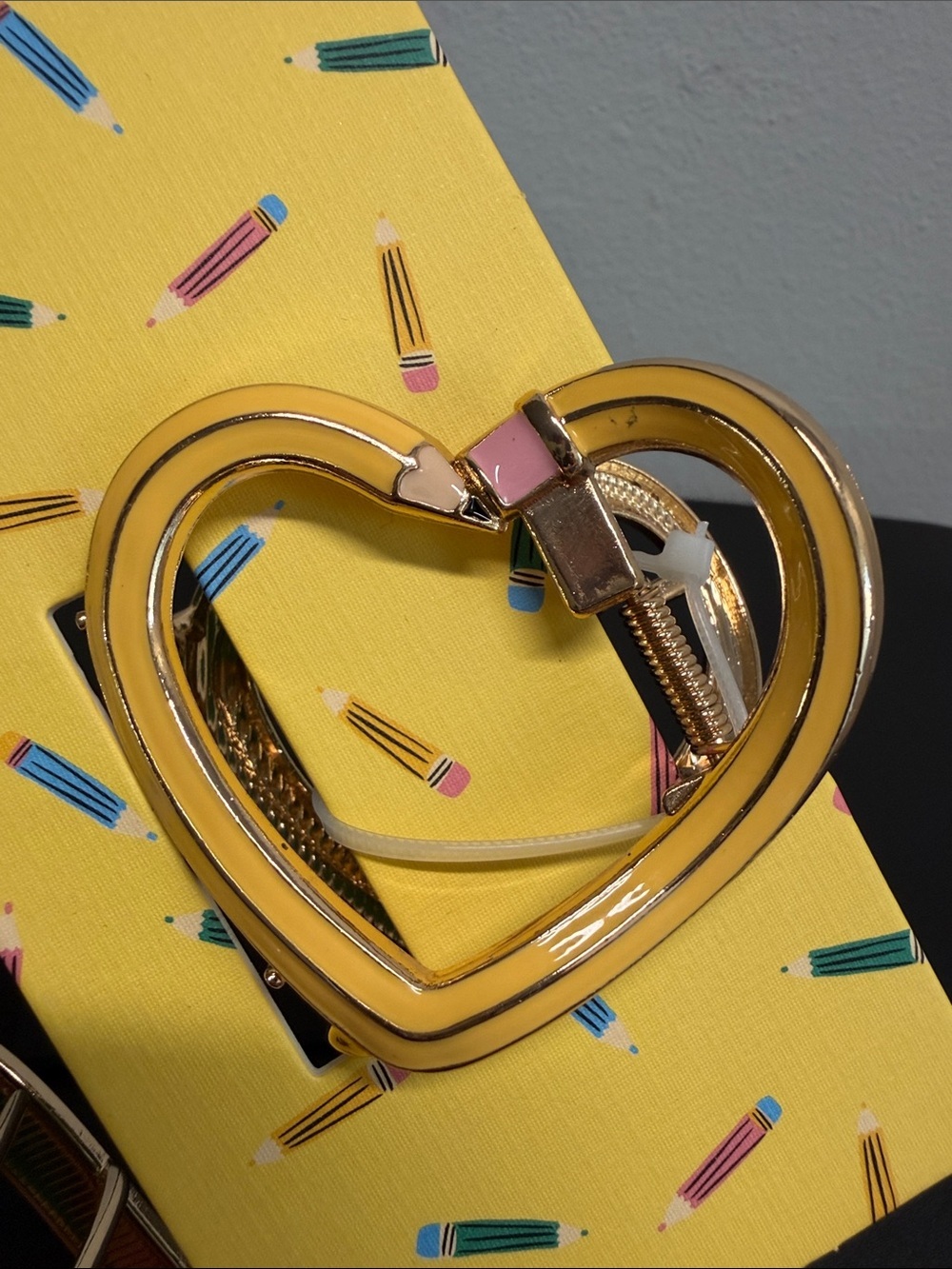 Piper K | School Motif Metal Hair Clips - Picture 4 of 8